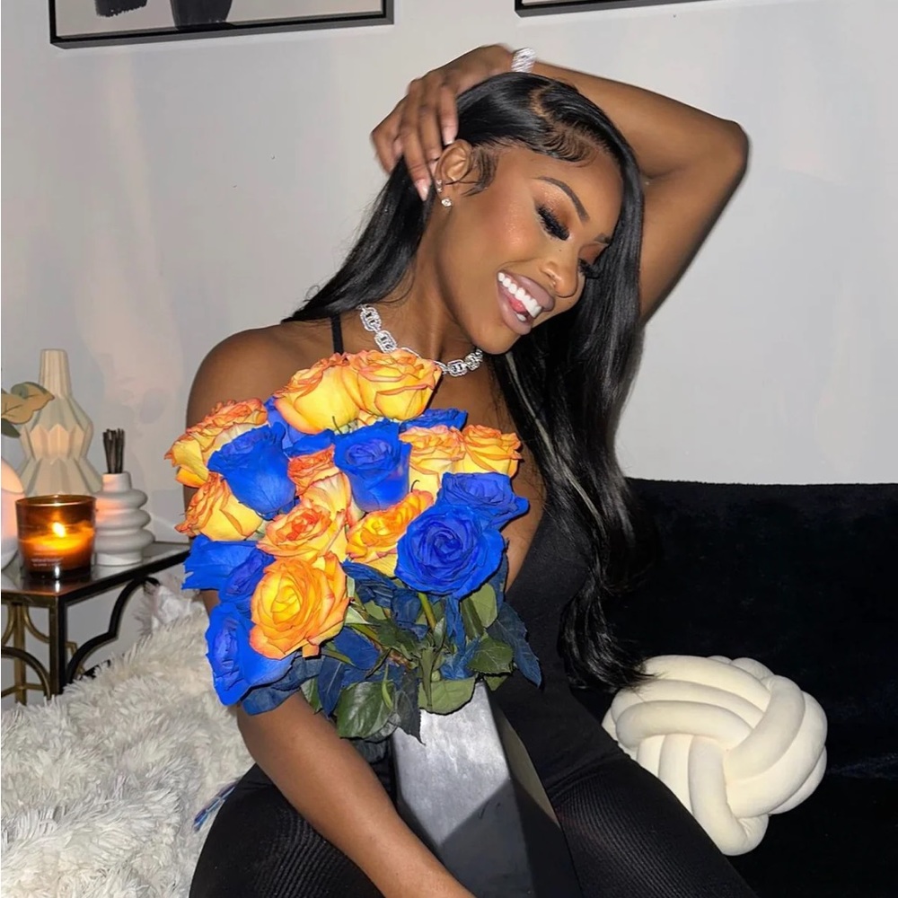 Silver Geometric Pattern Necklace With Chunky Cha… - image 2